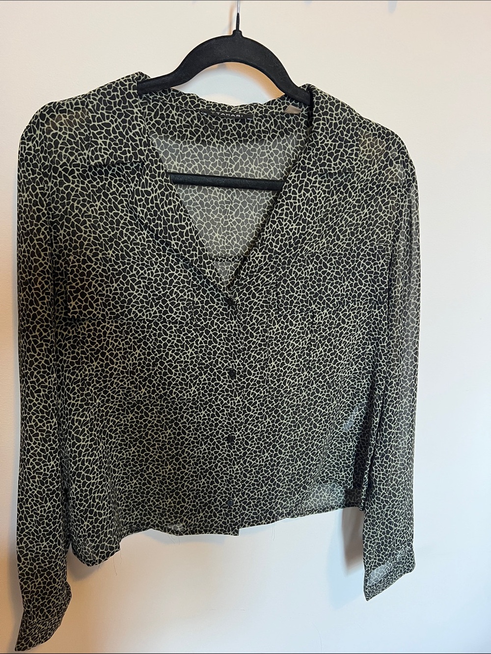 Tahari Sheer Long-Sleeve Printed Blouse - Black/Green